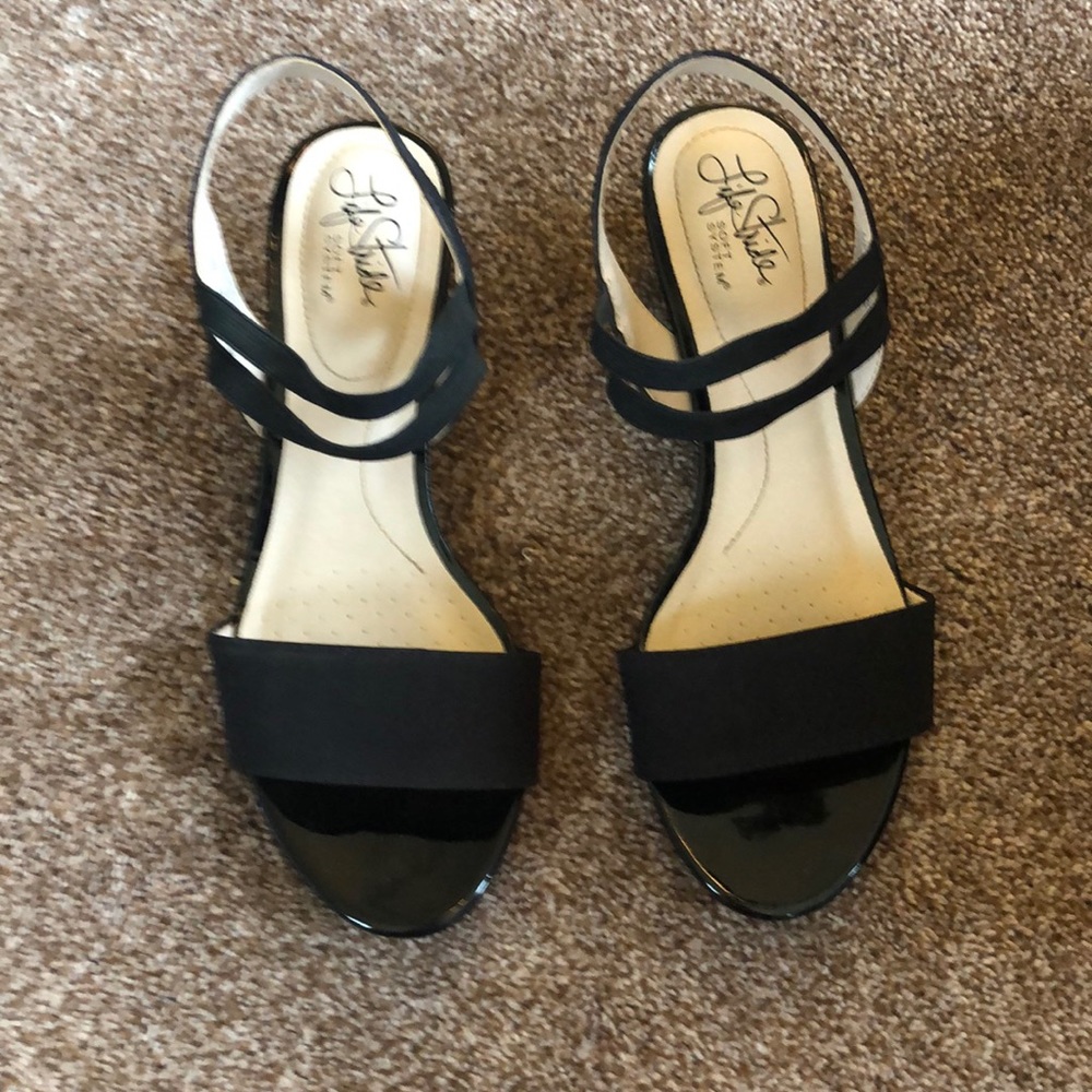 Women’s Life Stride sandals